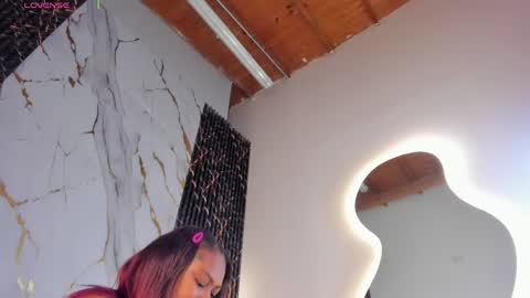 hot__genesis online show from May 6, 1:16 pm