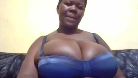 Snapshot of hot_alynn chatting on July 18, 9:40 pm ALLYN online show from July 18, 9:40 pm