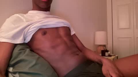 Snapshot of hot_b3n chatting on November 22, 6:45 am Ben online show from November 22, 6:45 am