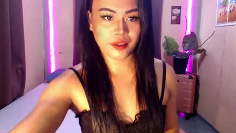 Snapshot of hot_babe0802 chatting on June 20, 2:36 am HANNA online show from June 20, 2:36 am