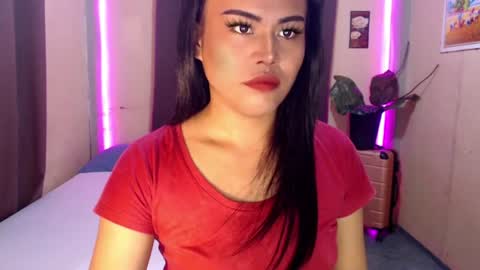 Snapshot of hot_babe0802 chatting on July 21, 2:25 am HANNA online show from July 21, 2:25 am