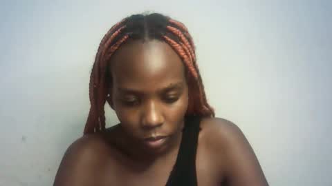 Snapshot of hot_berry2003 chatting on January 17, 6:02 pm Millie online show from January 17, 6:02 pm