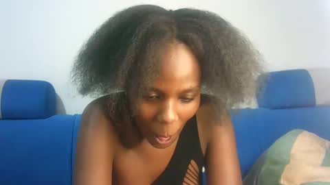 Snapshot of hot_berry2003 chatting on February 2, 2:27 am Millie online show from February 2, 2:27 am