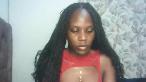 Snapshot of hot_berry2003 chatting on November 4, 3:44 pm Millie online show from November 4, 3:44 pm