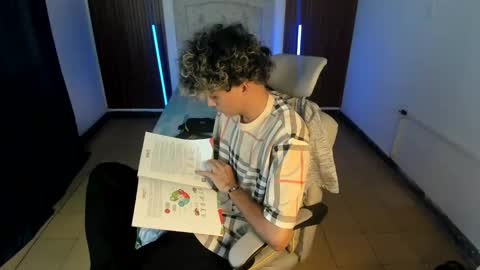 hot bunny online show from November 27, 4:53 pm