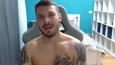 hot_cap_77 online show from October 10, 5:34 pm