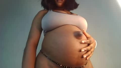 Zarah online show from July 24, 1:31 pm