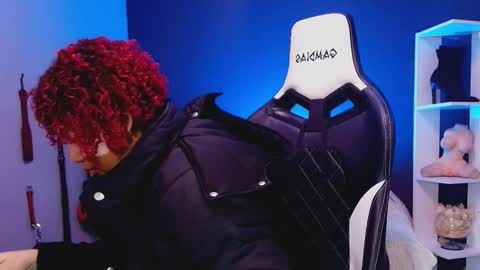 hot chocolate 4u online show from December 16, 12:21 pm