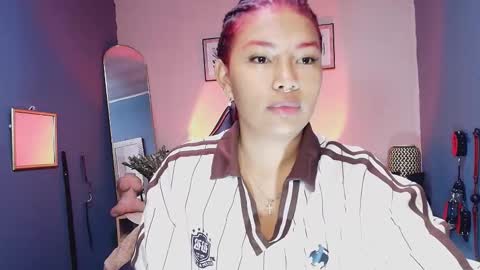 hot chocolate 4u online show from February 4, 12:11 pm