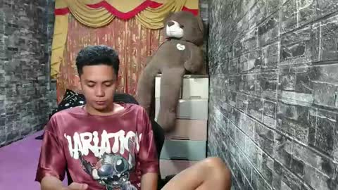 Snapshot of hot_dave69 chatting on June 7, 6:55 pm hot_dave69 online show from June 7, 6:55 pm
