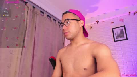 hot_dreams_x online show from February 1, 1:51 pm