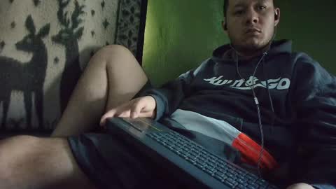 hot_guy36 online show from March 29, 2:06 pm