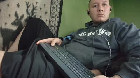 hot_guy36 online show from April 1, 5:10 pm