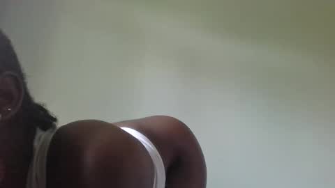 Snapshot of hot_jasmin08 chatting on December 22, 7:00 am tasha online show from December 22, 7:00 am
