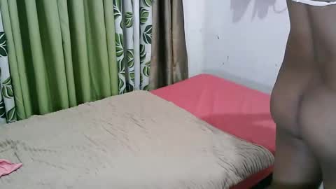 Snapshot of hot_jenile01 chatting on February 12, 11:33 pm hot_jenile01 online show from February 12, 11:33 pm