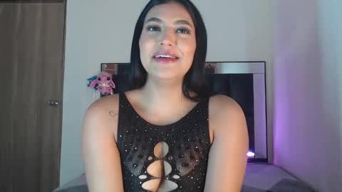 Snapshot of hot_kendall_ chatting on January 15, 4:57 am K E N D A L L online show from January 15, 4:57 am