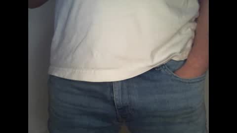 Snapshot of hot_lars chatting on January 6, 6:00 pm Lars online show from January 6, 6:00 pm