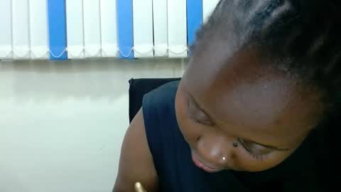 Snapshot of hot_linahh chatting on December 22, 4:37 pm Linah online show from December 22, 4:37 pm