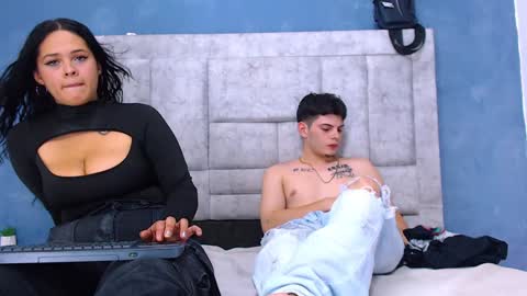 Snapshot of hot_lovesex chatting on January 14, 7:32 pm Hot Couple online show from January 14, 7:32 pm