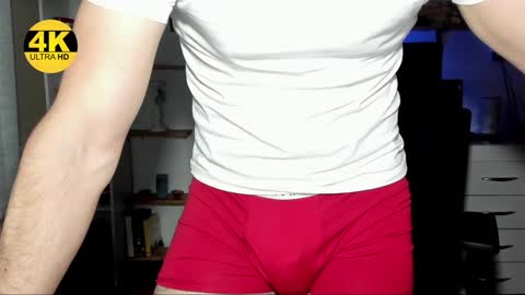 Snapshot of hot_martin25 chatting on January 4, 12:49 pm Martin online show from January 4, 12:49 pm