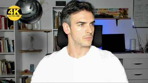 Snapshot of hot_martin25 chatting on January 17, 4:04 pm Martin online show from January 17, 4:04 pm