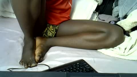 Snapshot of hot_me25 chatting on July 8, 10:42 am hot_me25 online show from July 8, 10:42 am