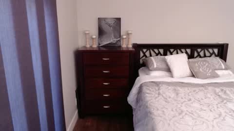 Rose Redwood online show from September 28, 12:38 am