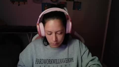 Mia online show from June 13, 4:38 pm