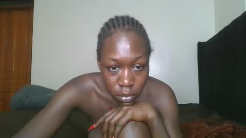 Hot petite online show from April 14, 6:47 pm