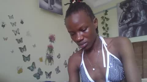 hot petite100 online show from November 25, 9:31 am