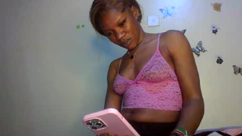 hot petite100 online show from July 15, 6:35 pm