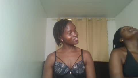 Petite online show from July 26, 3:30 pm