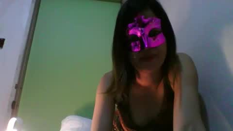 Snapshot of hot_pina2 chatting on March 24, 5:29 pm hot_pina2 online show from March 24, 5:29 pm