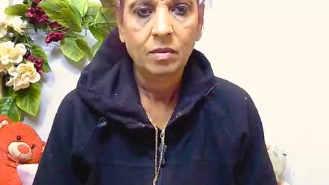 hot queen online show from July 5, 6:31 am