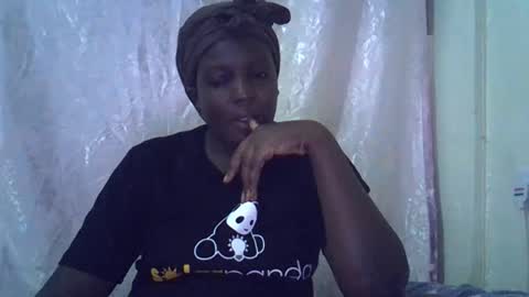 RAYLAH online show from May 17, 5:31 pm