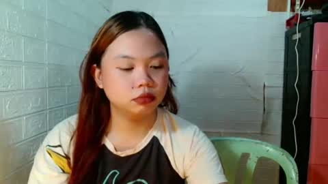 Snapshot of hot_selenaxx chatting on November 28, 7:11 am Selena online show from November 28, 7:11 am