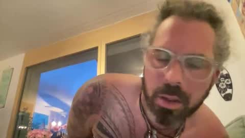 Snapshot of hot_sex83 chatting on September 24, 5:38 pm letmedoo2 online show from September 24, 5:38 pm