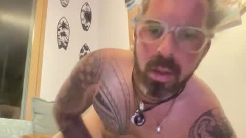 Snapshot of hot_sex83 chatting on October 14, 5:14 pm letmedoo2 online show from October 14, 5:14 pm