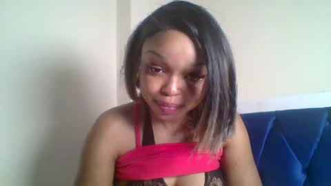 Snapshot of hot_sexxxy_baby chatting on July 5, 7:43 pm Milly online show from July 5, 7:43 pm