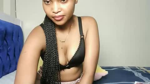 Snapshot of hot_sexy_babe chatting on May 14, 8:59 pm Bellah online show from May 14, 8:59 pm