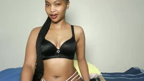 Snapshot of hot_sexy_babe chatting on May 15, 2:13 pm Bellah online show from May 15, 2:13 pm