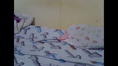 hot_shannia online show from May 25, 3:40 pm
