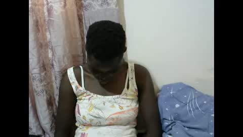 hot_shawrry online show from February 16, 11:49 am