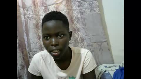 hot_shawrry online show from March 12, 5:46 am