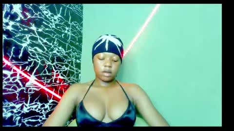 Snapshot of hot_stellaa chatting on January 7, 8:24 am Stella online show from January 7, 8:24 am