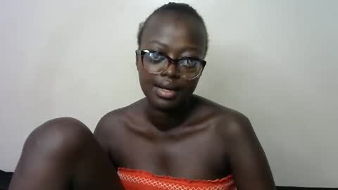 hot_tashaa online show from February 24, 7:17 am
