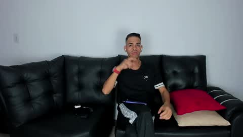 hot_temptation21 online show from May 8, 1:55 am