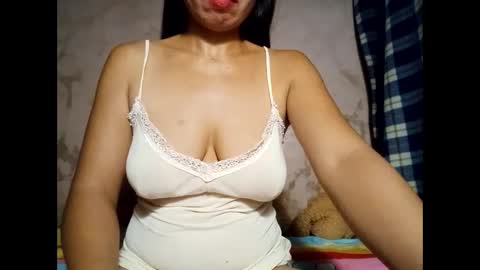 hot_warrios247 online show from February 25, 8:25 am