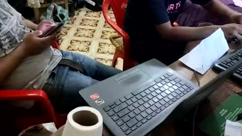 Snapshot of hotadriz chatting on March 17, 12:15 am hotadriz online show from March 17, 12:15 am