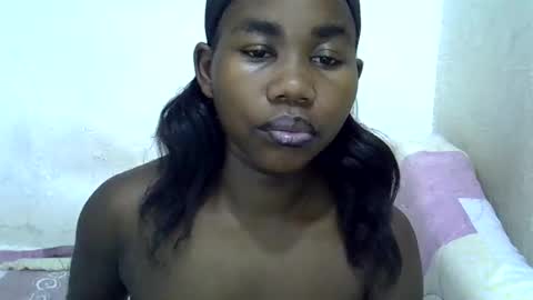 hotagrace online show from November 19, 7:03 pm